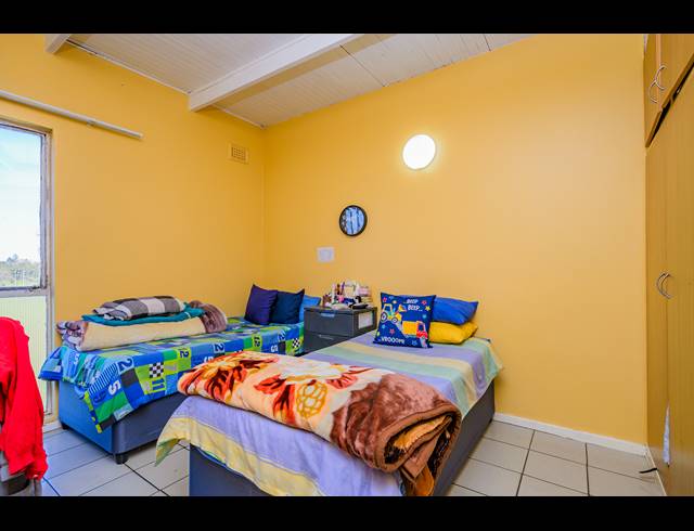 3 BEDROOM APARTMENT FOR SALE IN ASHLEY